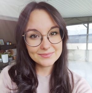 Meet your Posher, Vicky